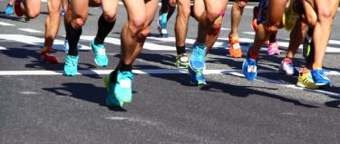 人気メーカー別ランニングシューズ記事